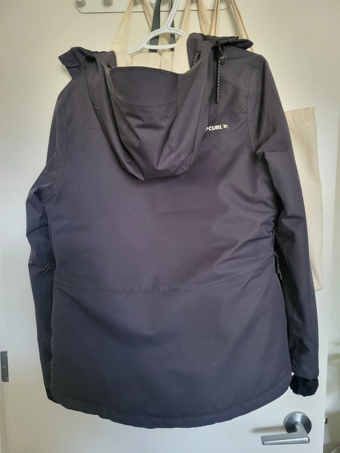 Ripcurl ski jacket womens small - photo 3