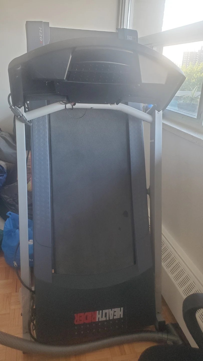 HealthRider H20 Treadmill - photo 2