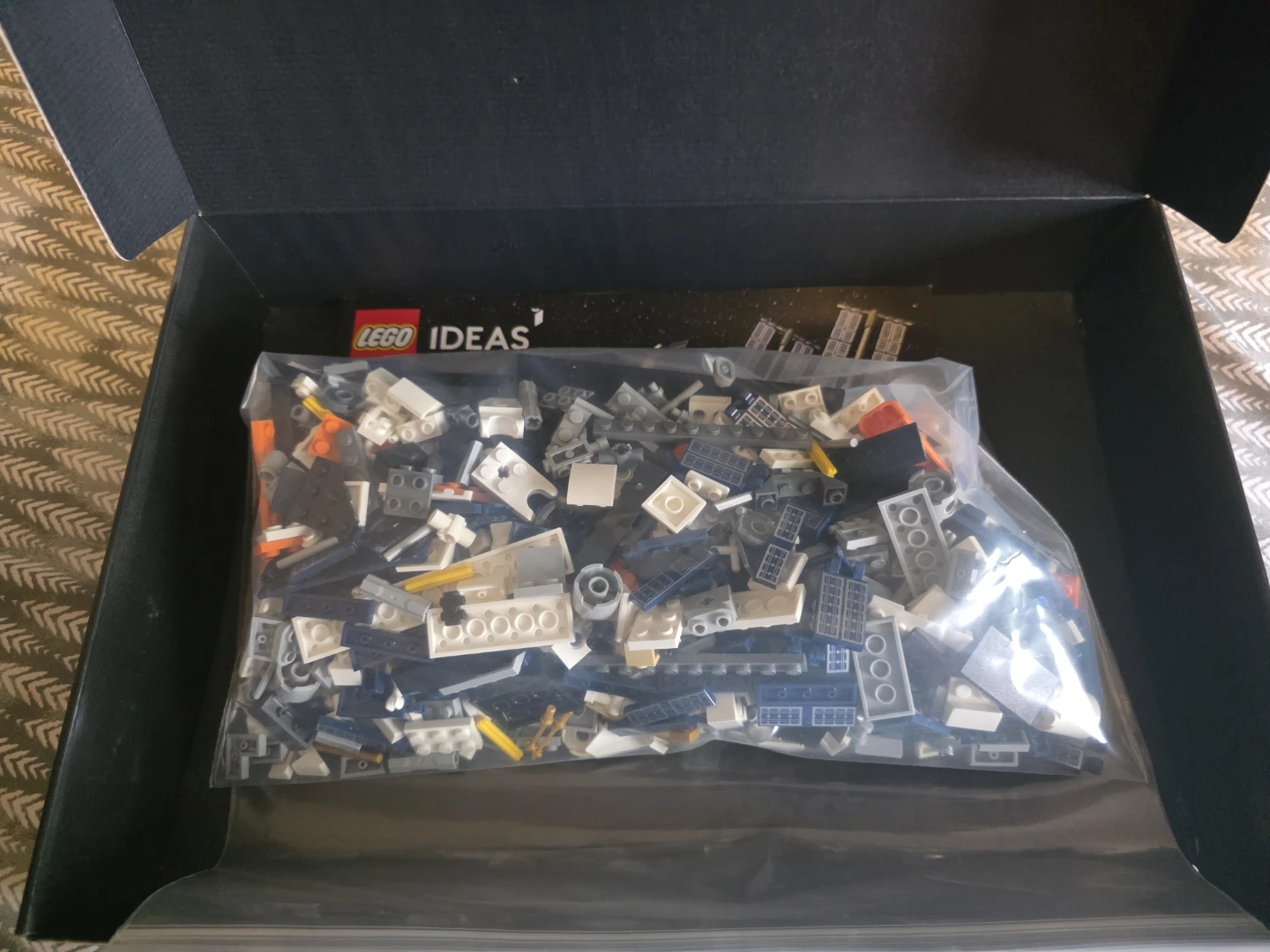 LEGO Ideas International Space Station (21321) - photo 2