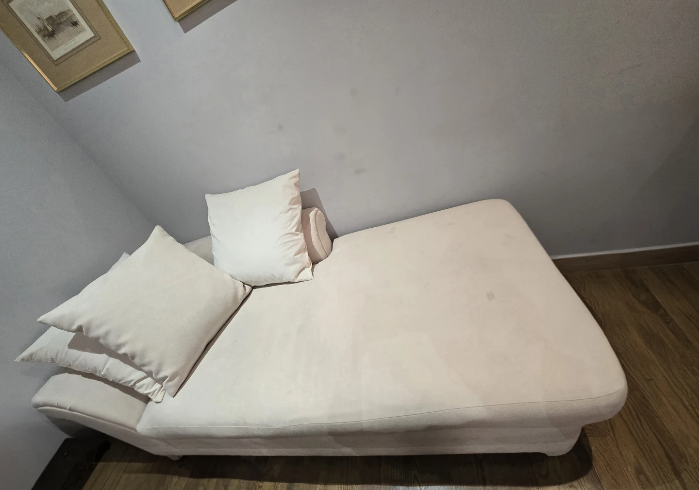 Chaise Lounge with Pillows
