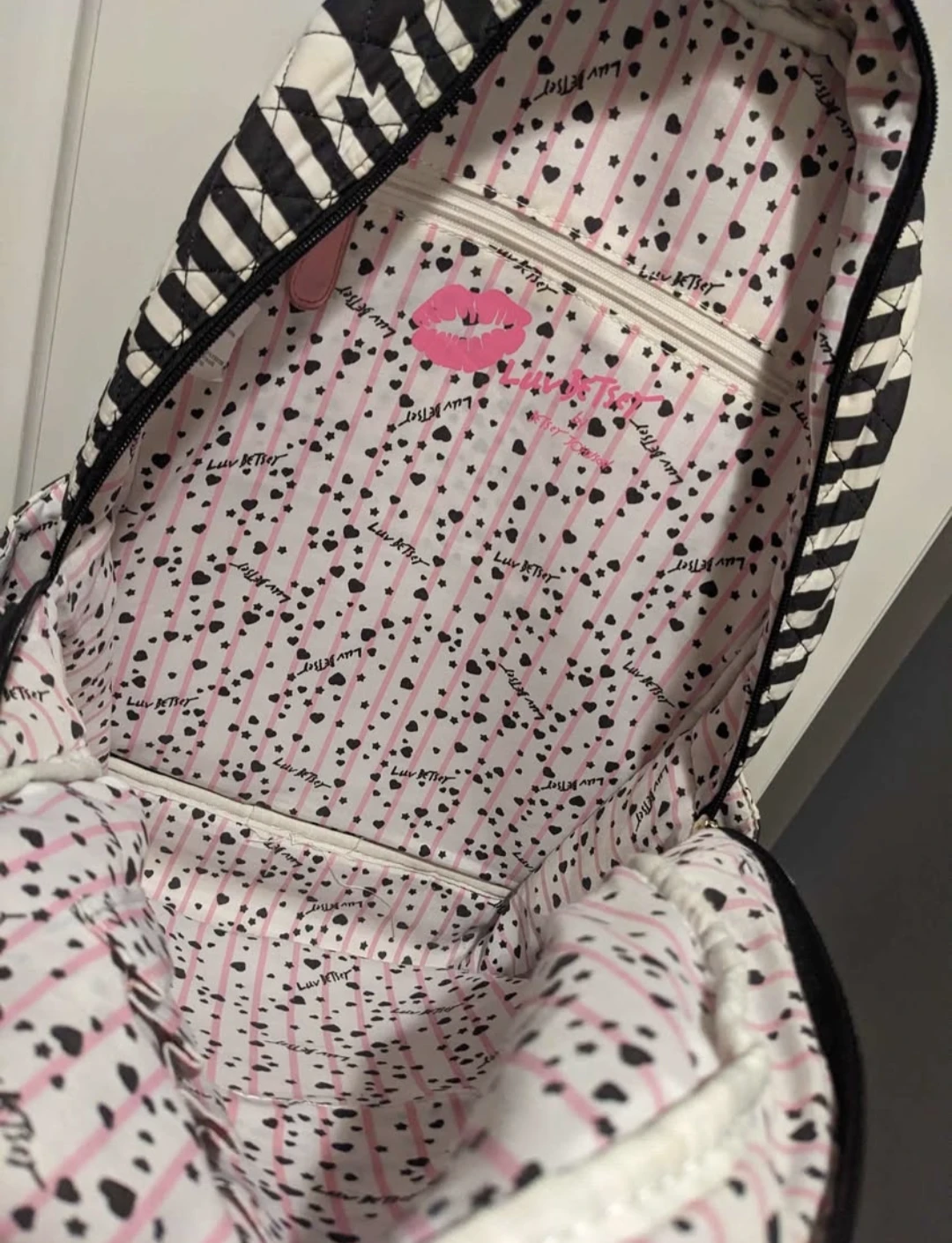 Betsey Johnson Quilted Backpack - photo 4