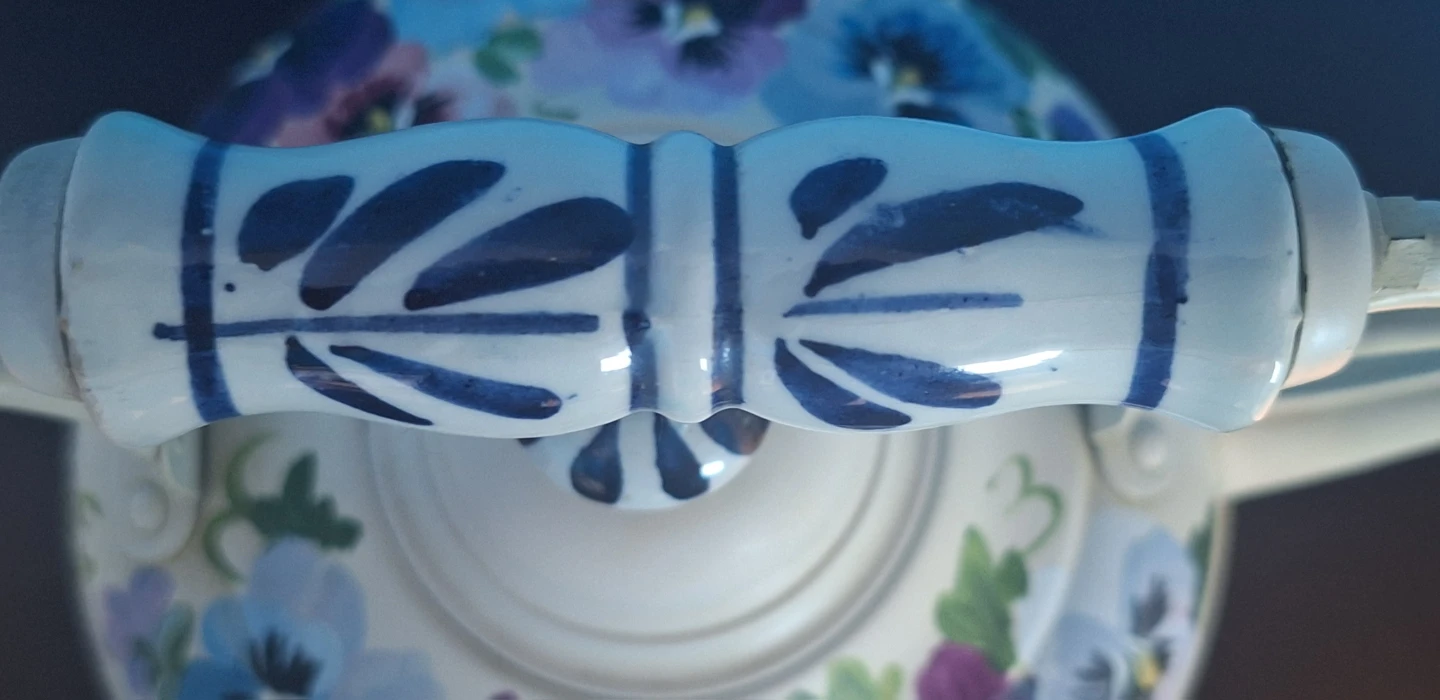 Vintage Hand-painted Metal Floral Kettle Signed - photo 3