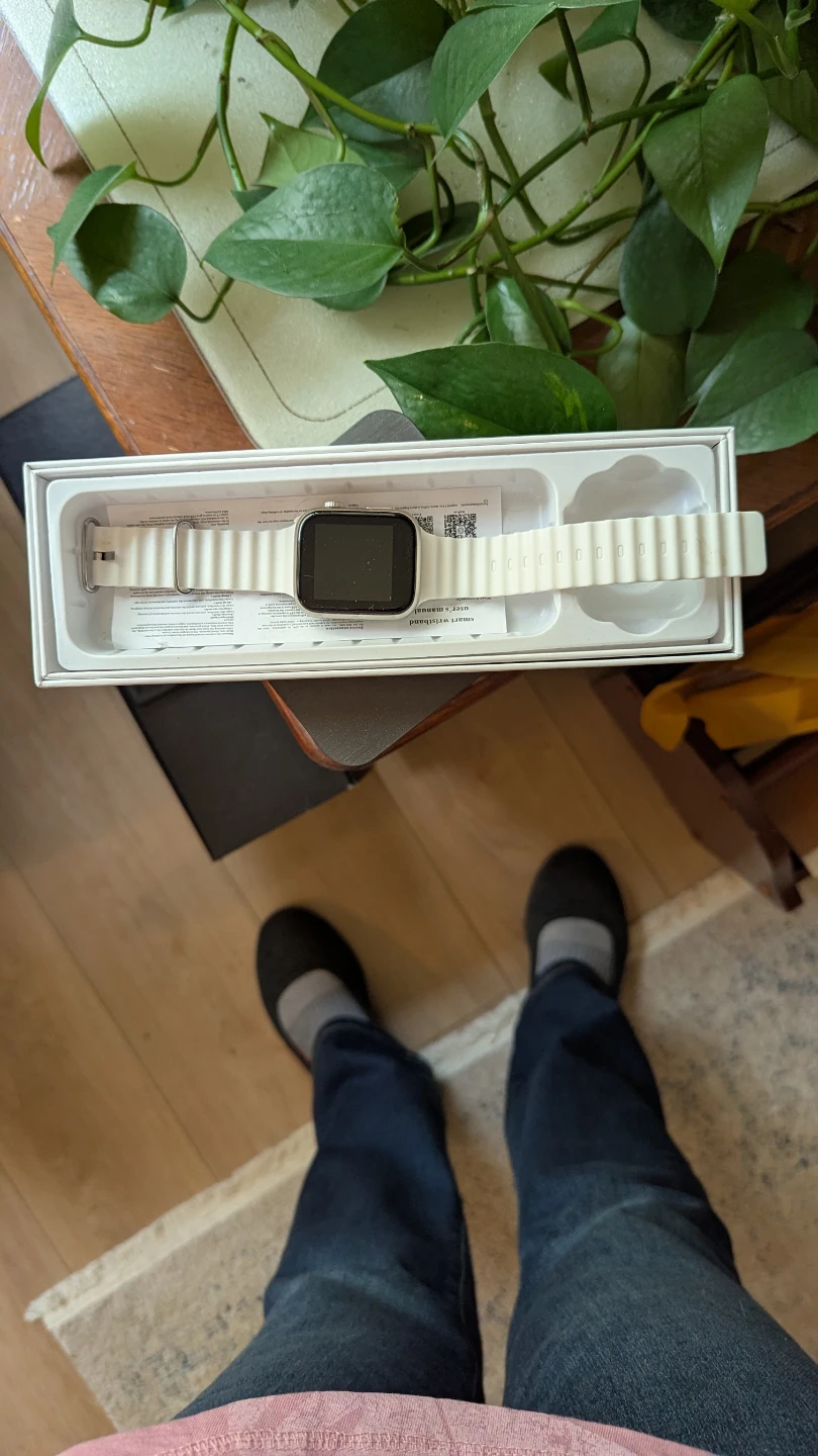 Watch 8 Titanium Case Smartwatch - photo 2