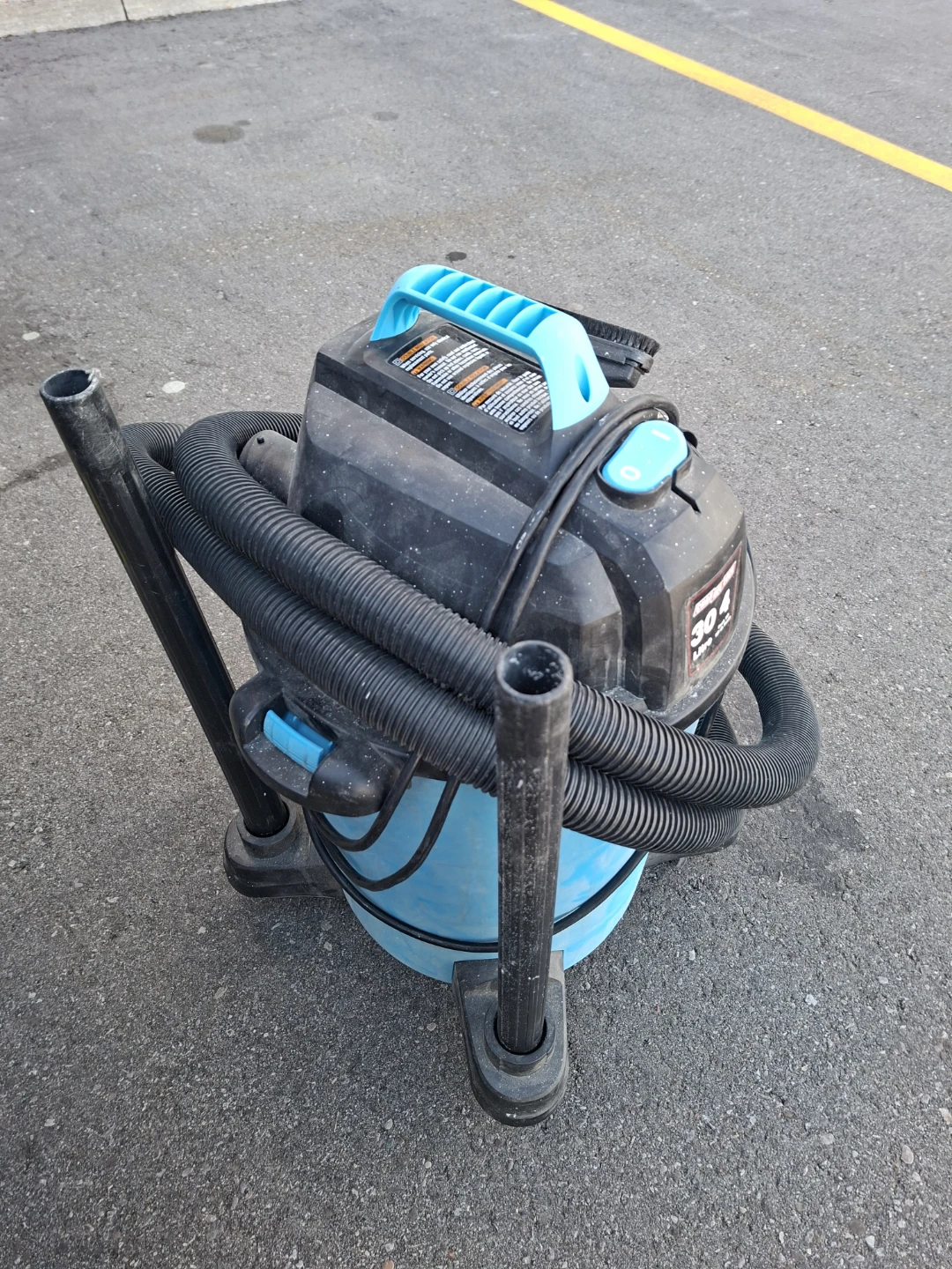 Shop-Vac 30 L Wet/Dry Vacuum - photo 2