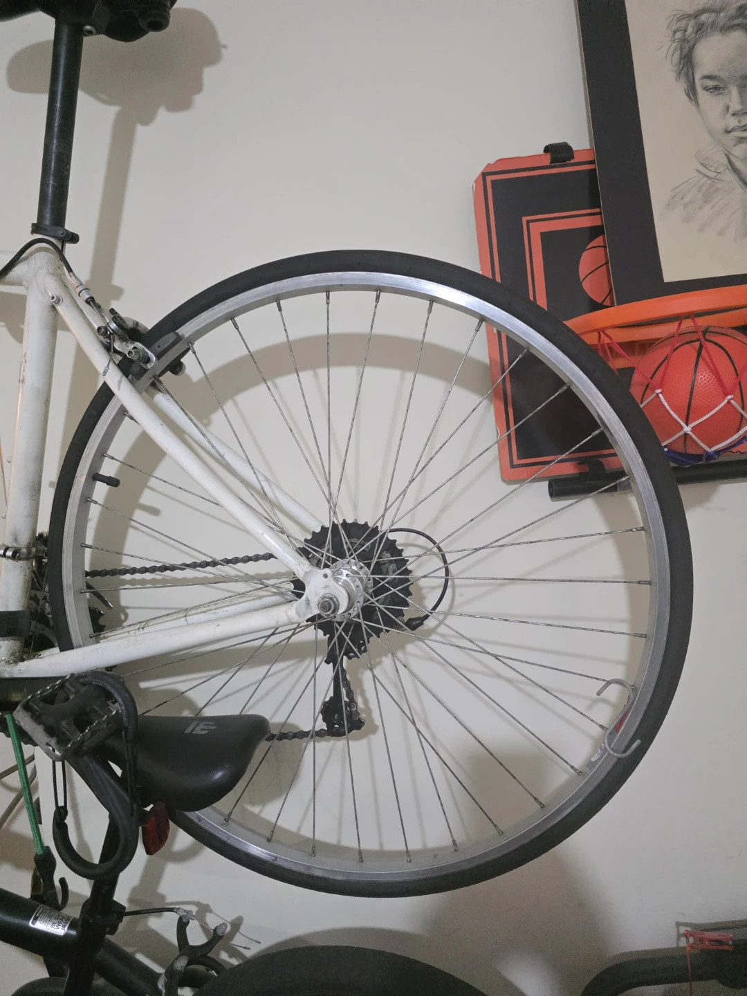 One children's bike and one adult bike - photo 5