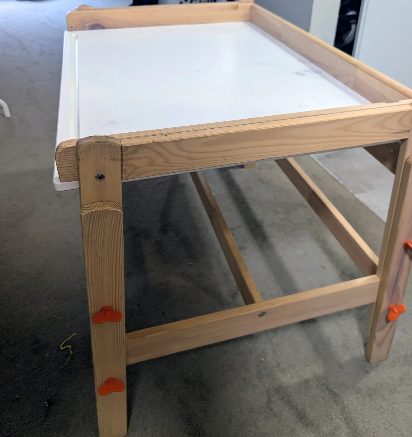 Wooden Kids Art Easel and Table - photo 2