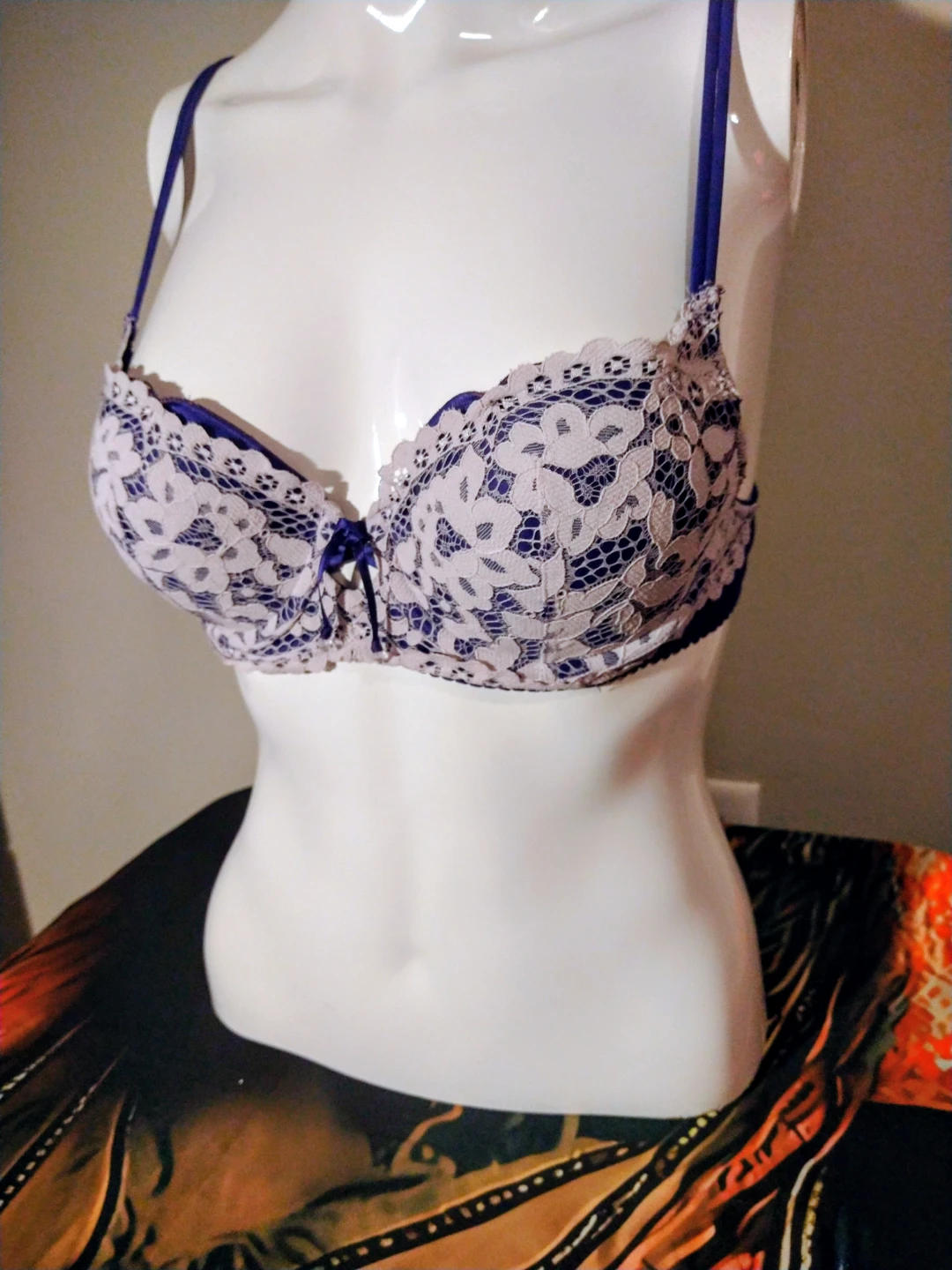 Victoria's Secret Purple/Indigo & Lace Balconett 34B - photo 4