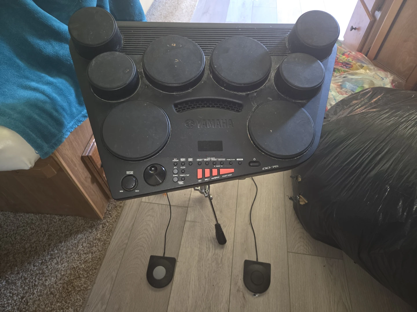 Yamaha DD-75 Electronic Drum Set - photo 4
