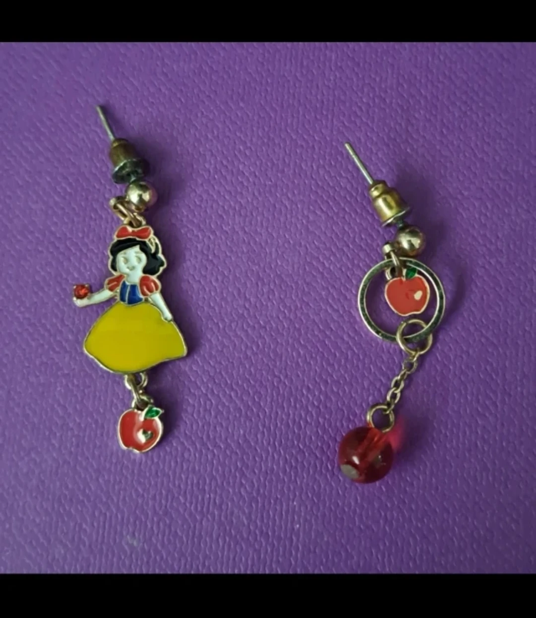 BOL Stainless Steel Hoop Earrings and Snow White Earrings Bundle - photo 2