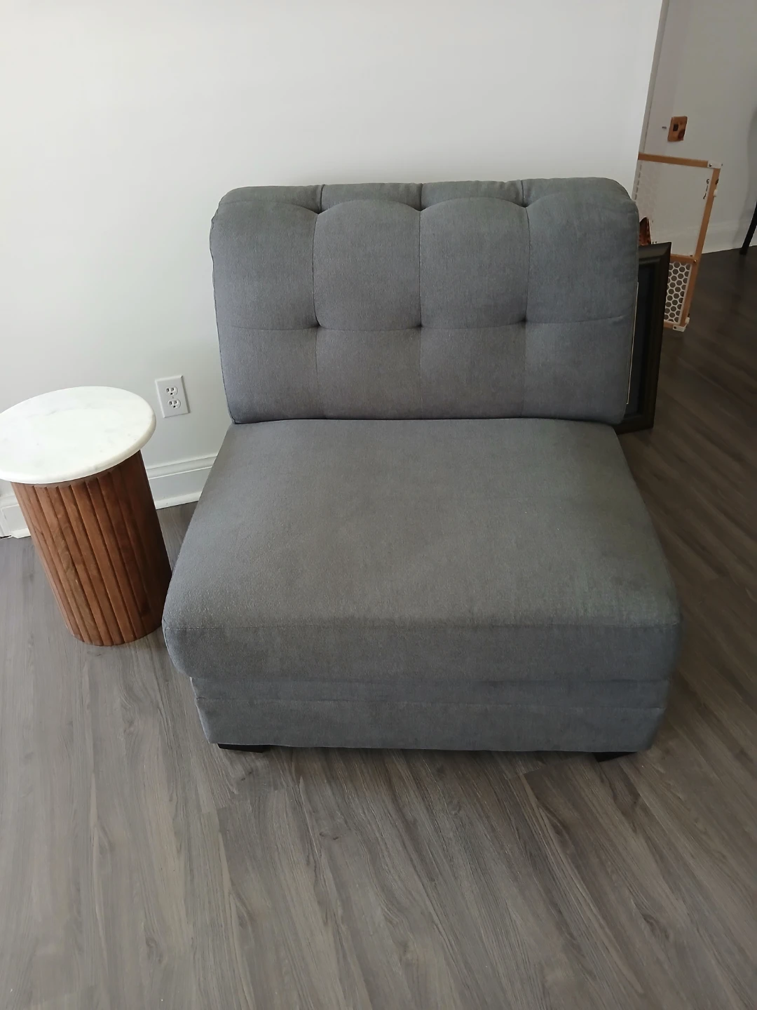 Sectional/Couch - photo 2