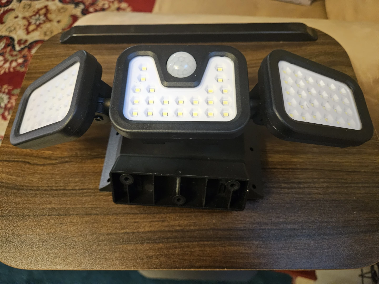 Outdoor Split Motion Sensor Solar Wall Lamp FL - 1725B - photo 3