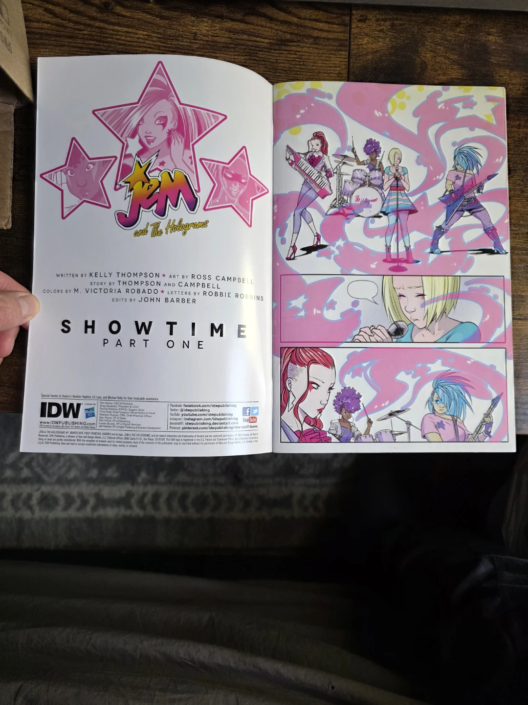 Jem and The Holograms #1 Plugged In Edition" (First Printing) - photo 4