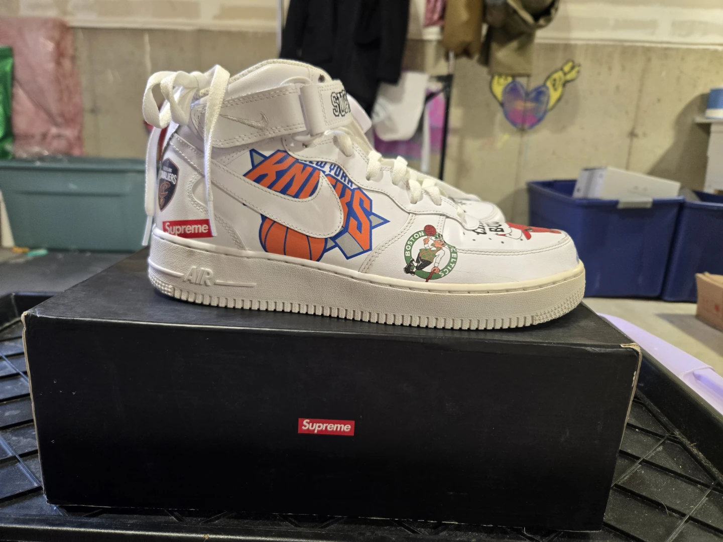 Nike Air Force 1 Mid '07 Supreme x NBA Sneakers size 9.5 US - photo 3