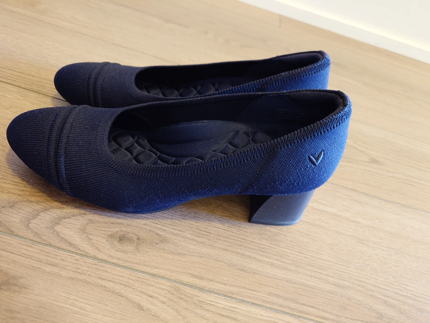 VIVAIA Almond-Toe Stress Free Chunky Heels - photo 3
