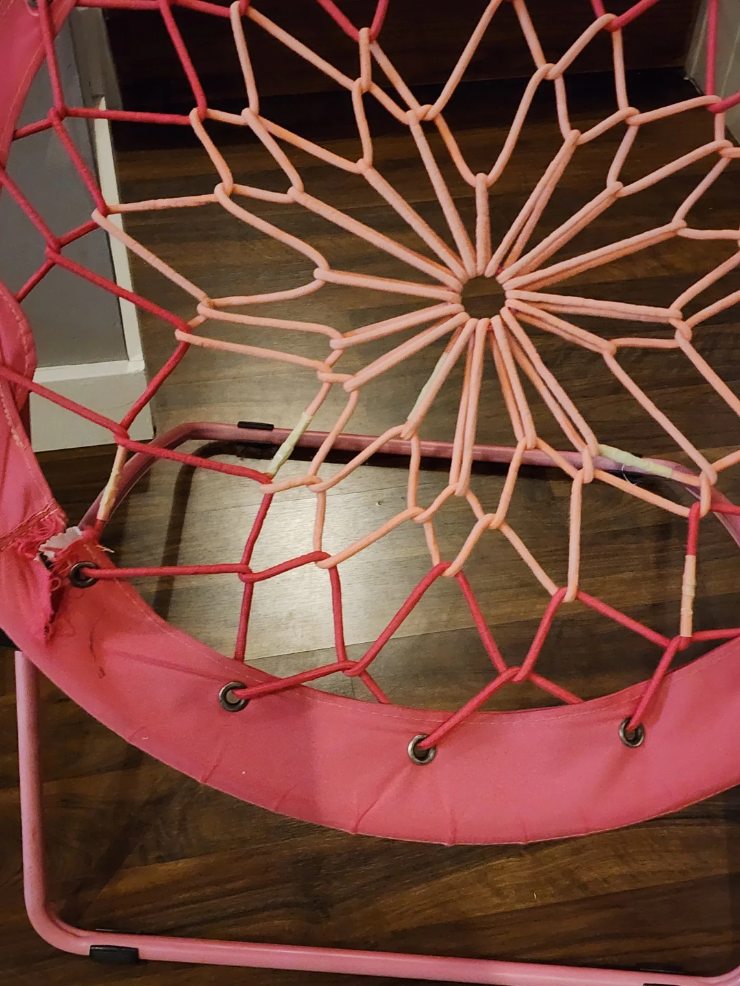 Pink Bungee Chair - photo 2