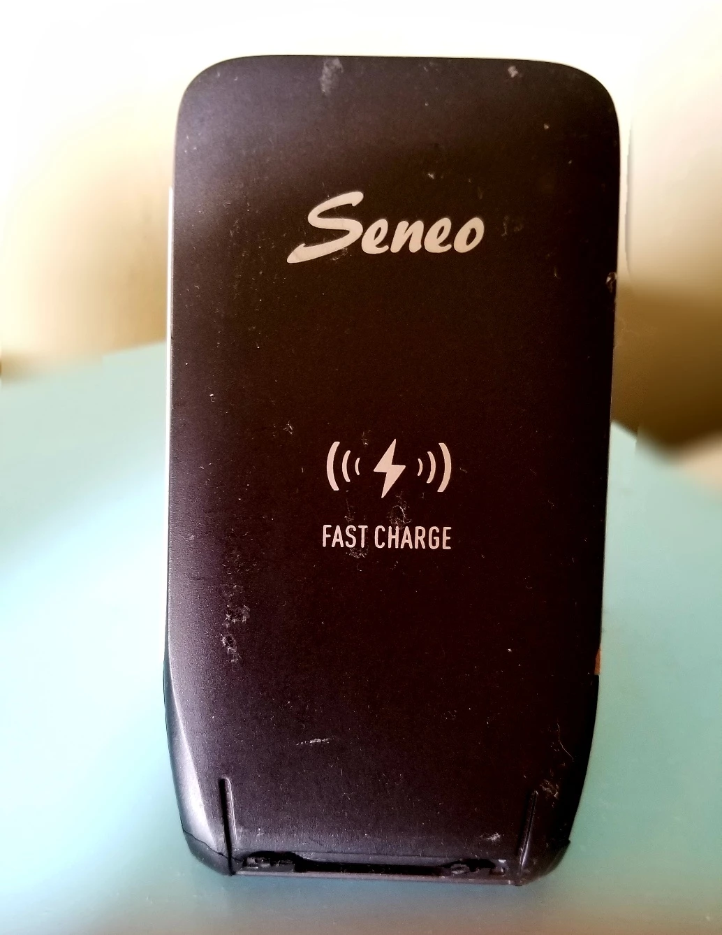 Seneo Fast Wireless Charging Stand ⚽