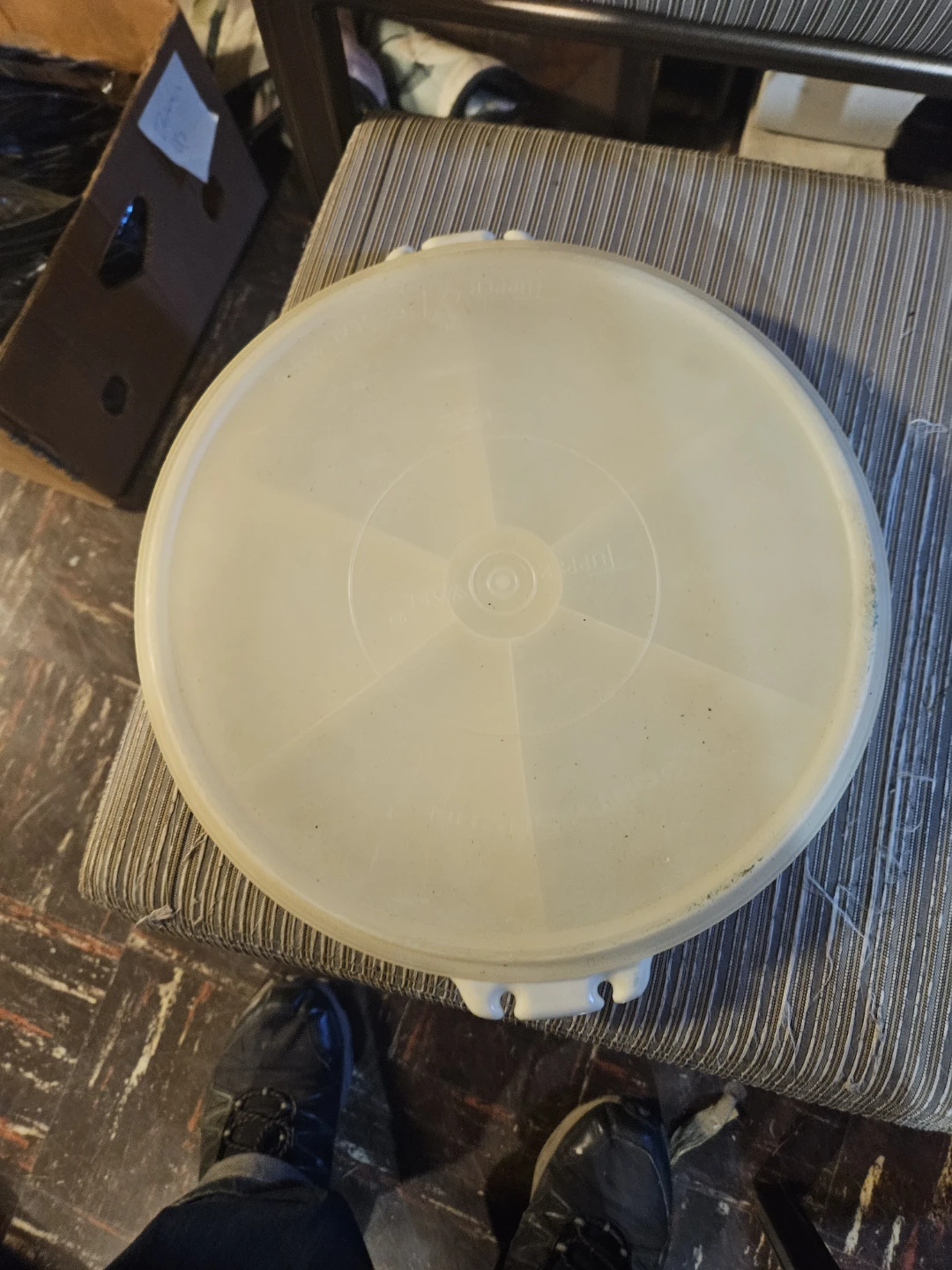 Tupperware Divided Serving Tray - photo 3