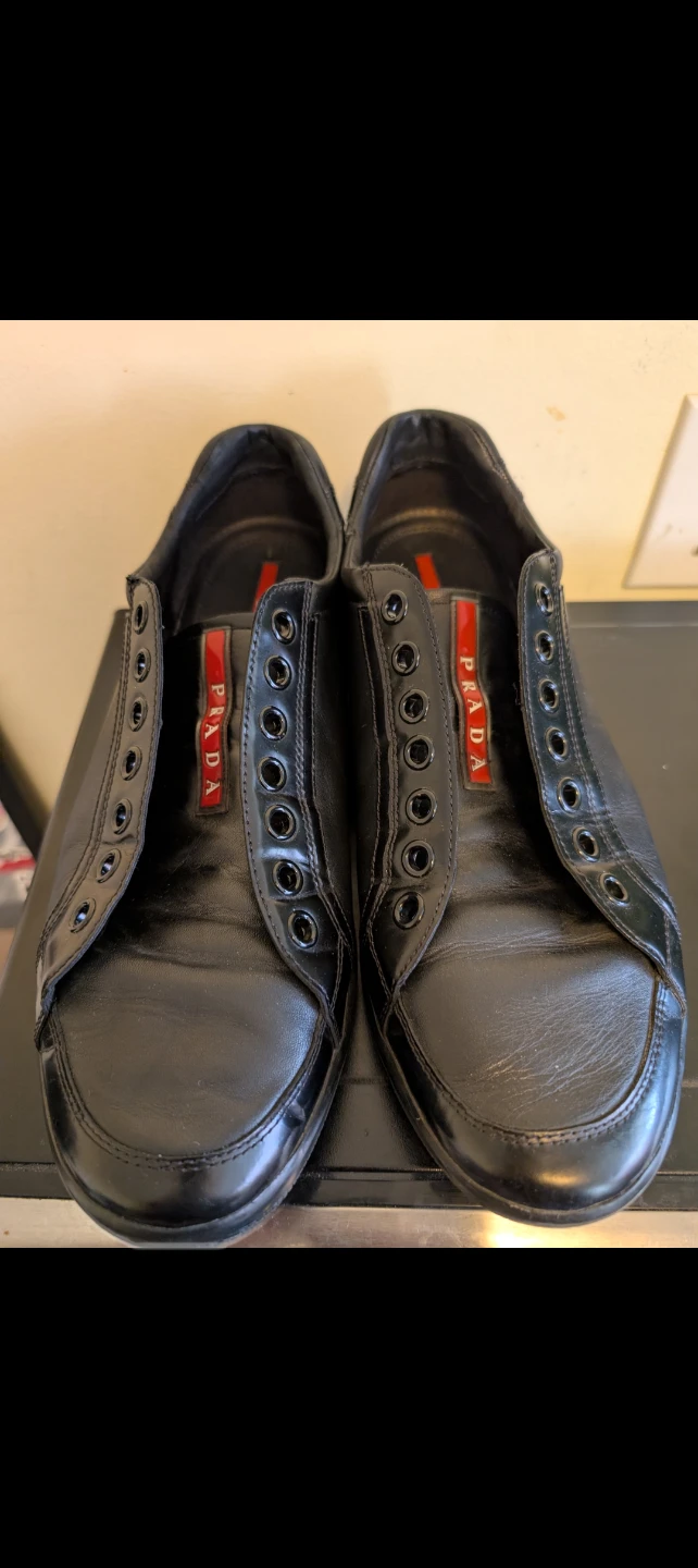 Vintage Prada Black Leather Sneakers ⚽