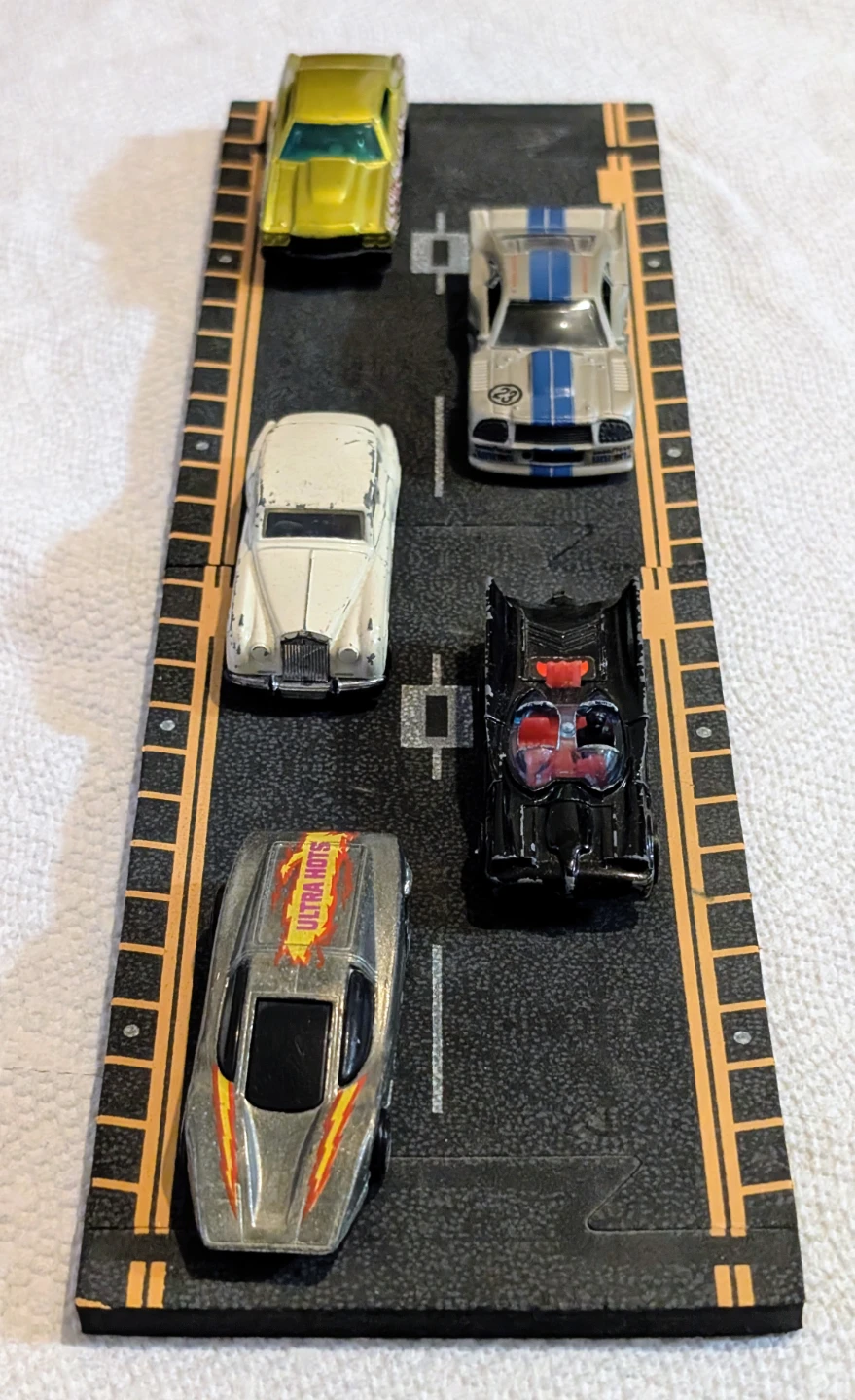 Vintage Lot of 5 Diecast Toy Cars