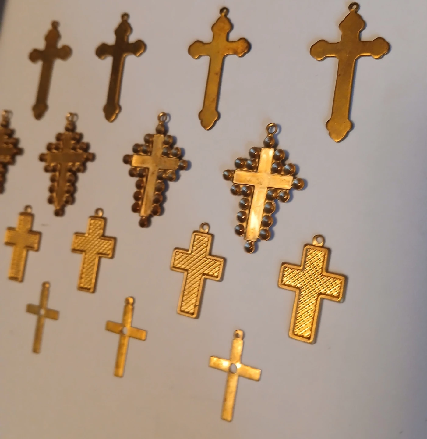 Set of 16 brass Cross Charms for Jewellery Making - photo 2