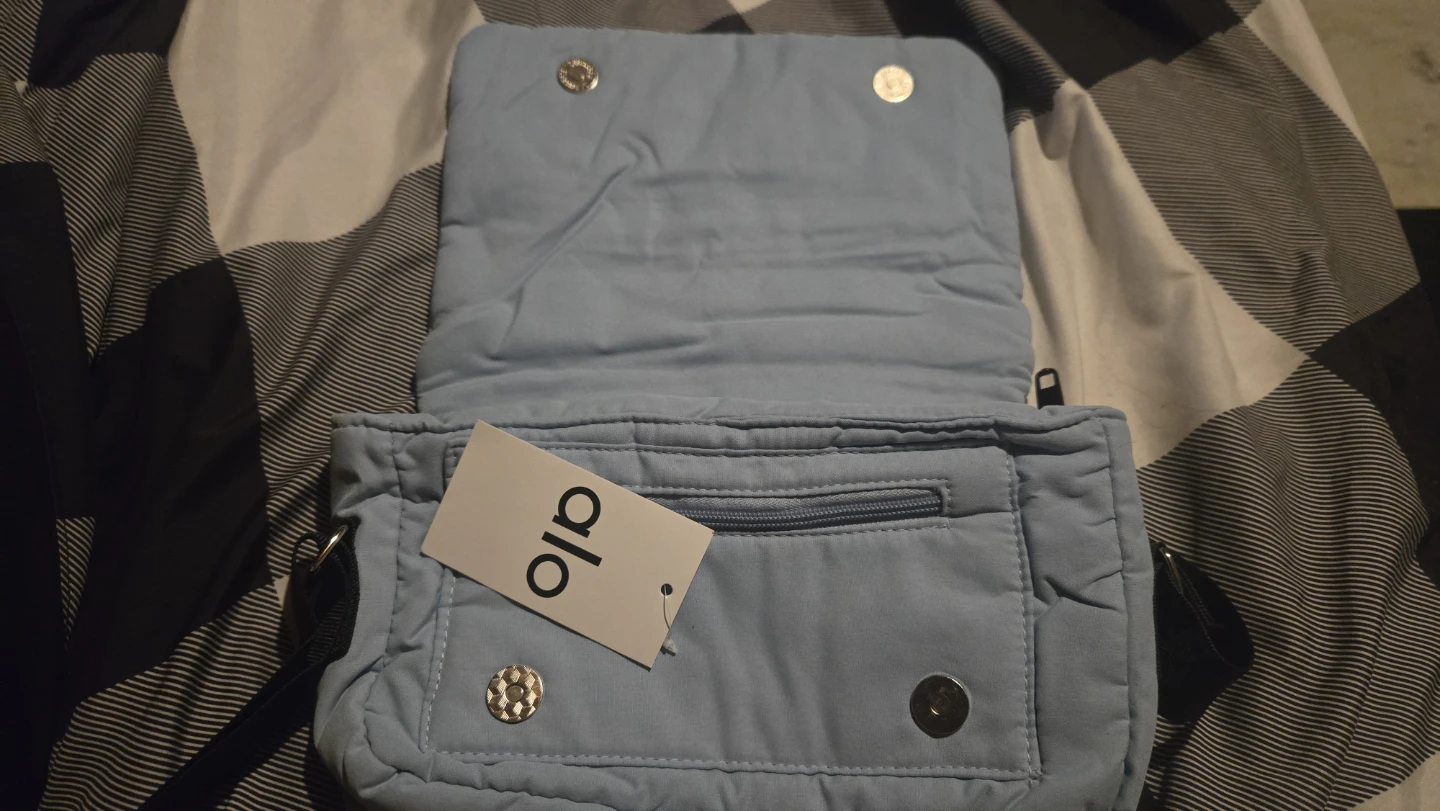 Alo Yoga Puffer Belt Bag - Sky Blue - photo 3