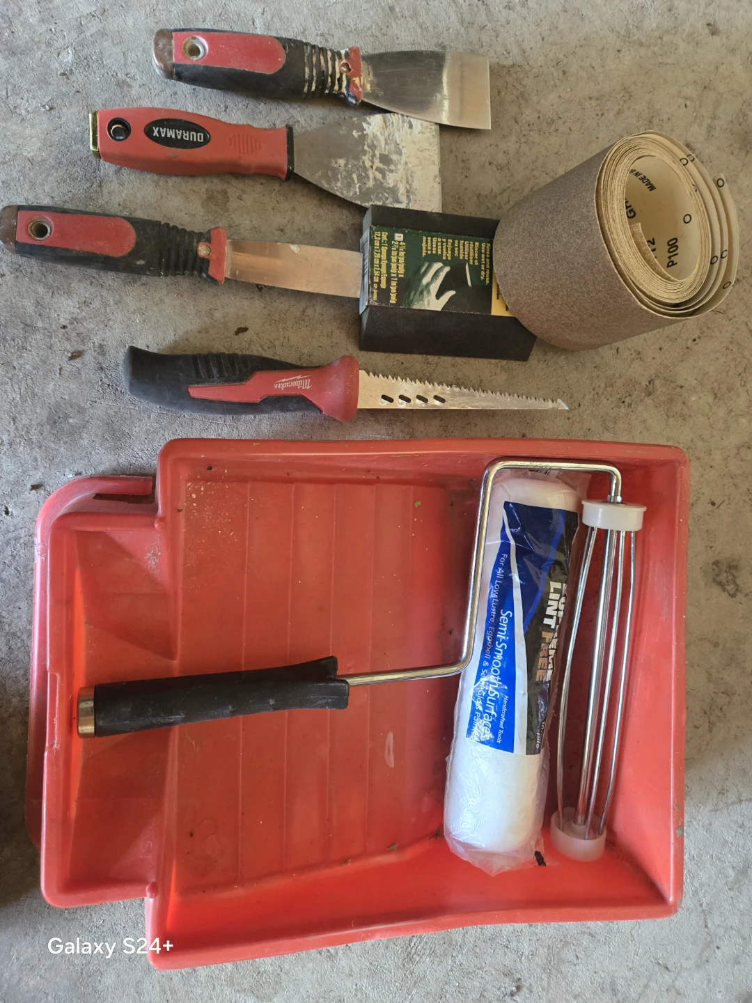 Paint Tray, Rollers, Scrapers, and Sandpaper Set