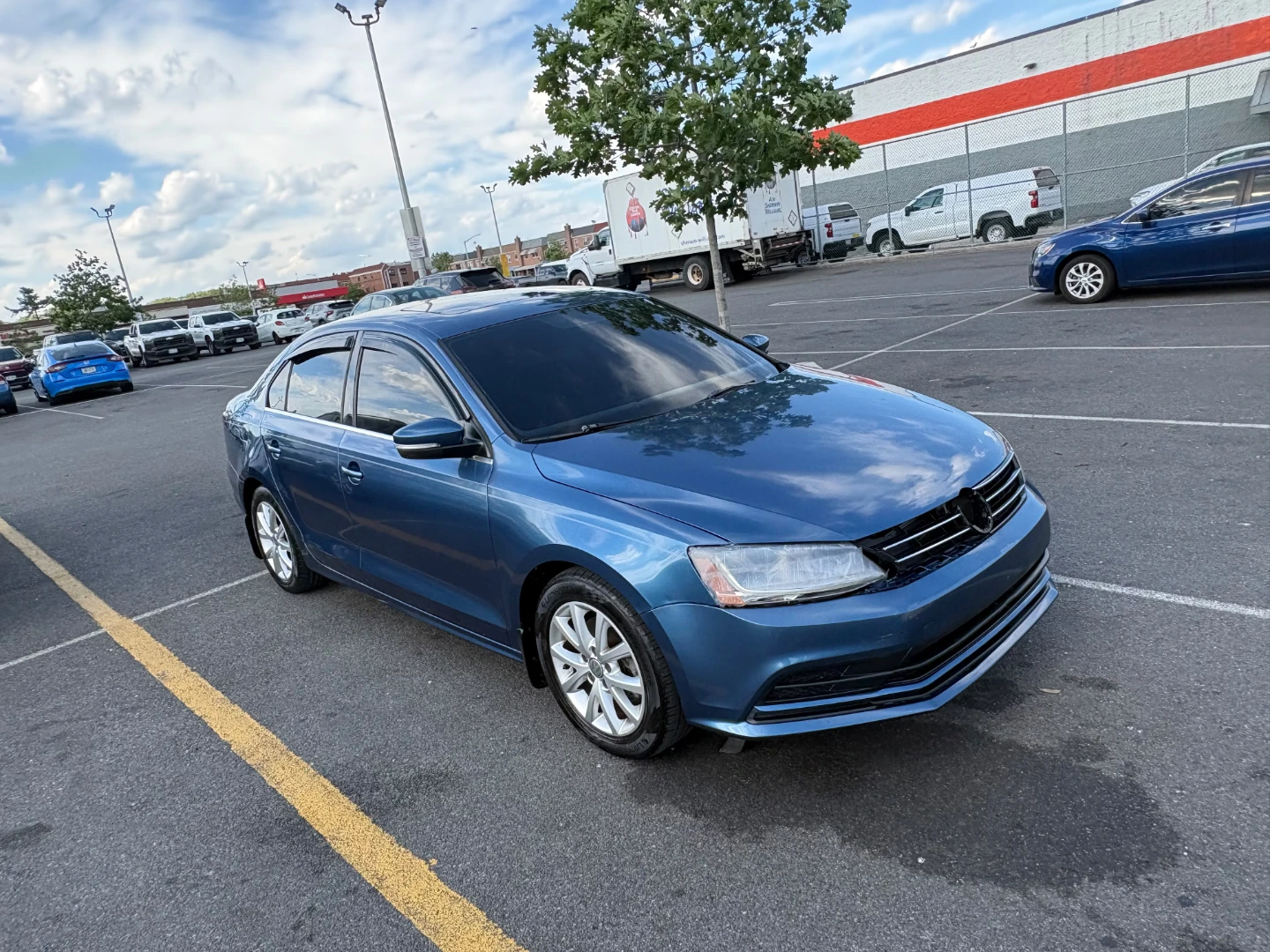 Volkswagen  jetta 2017 - photo 2