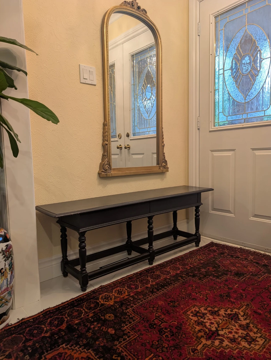 Vintage Front Hallway Bench with Storage - photo 2