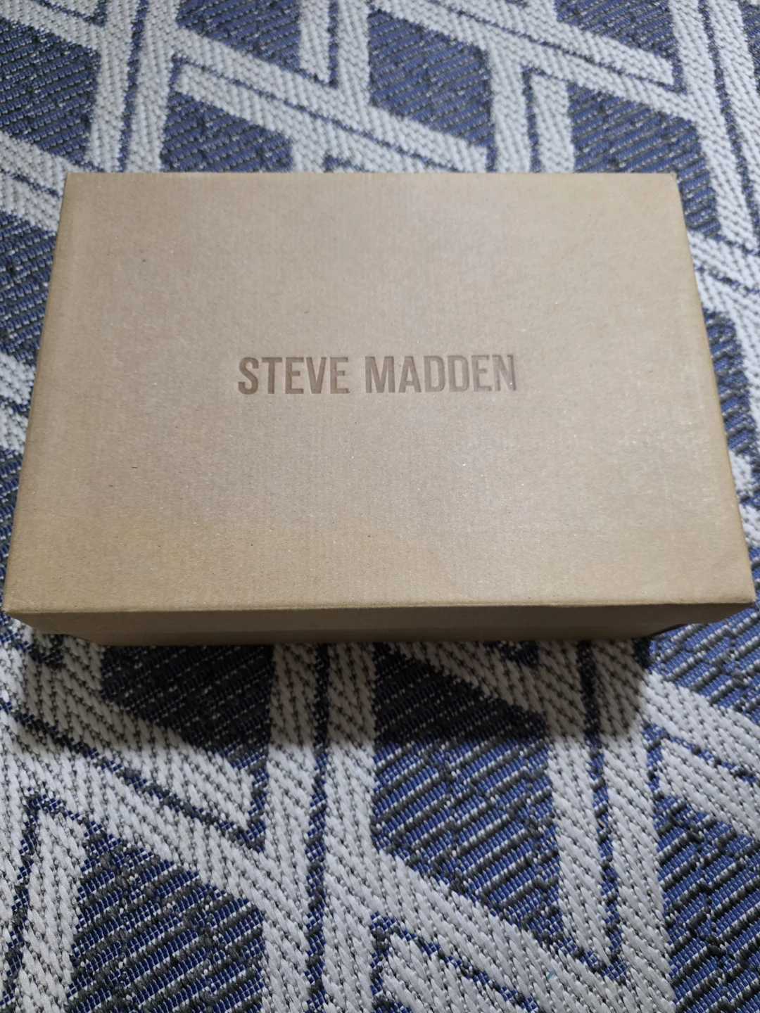 Steve Madden Black Chelsea Boots