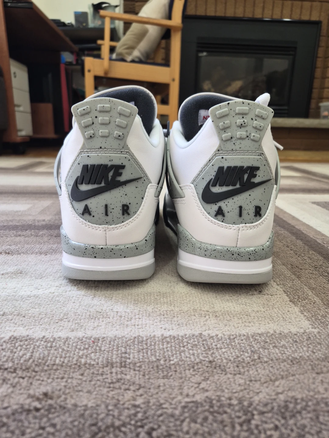 Air Jordan 4 Retro White Cements - photo 5