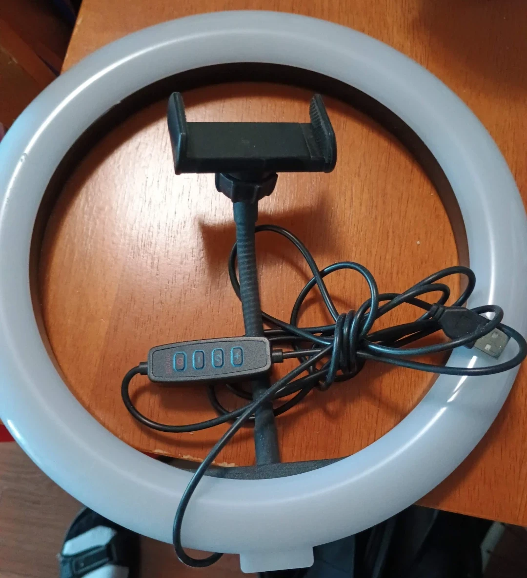 ⚽  Ring Light with Phone Holder