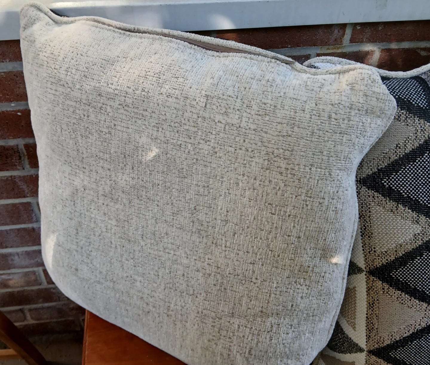 Decorative Throw Pillows - photo 2