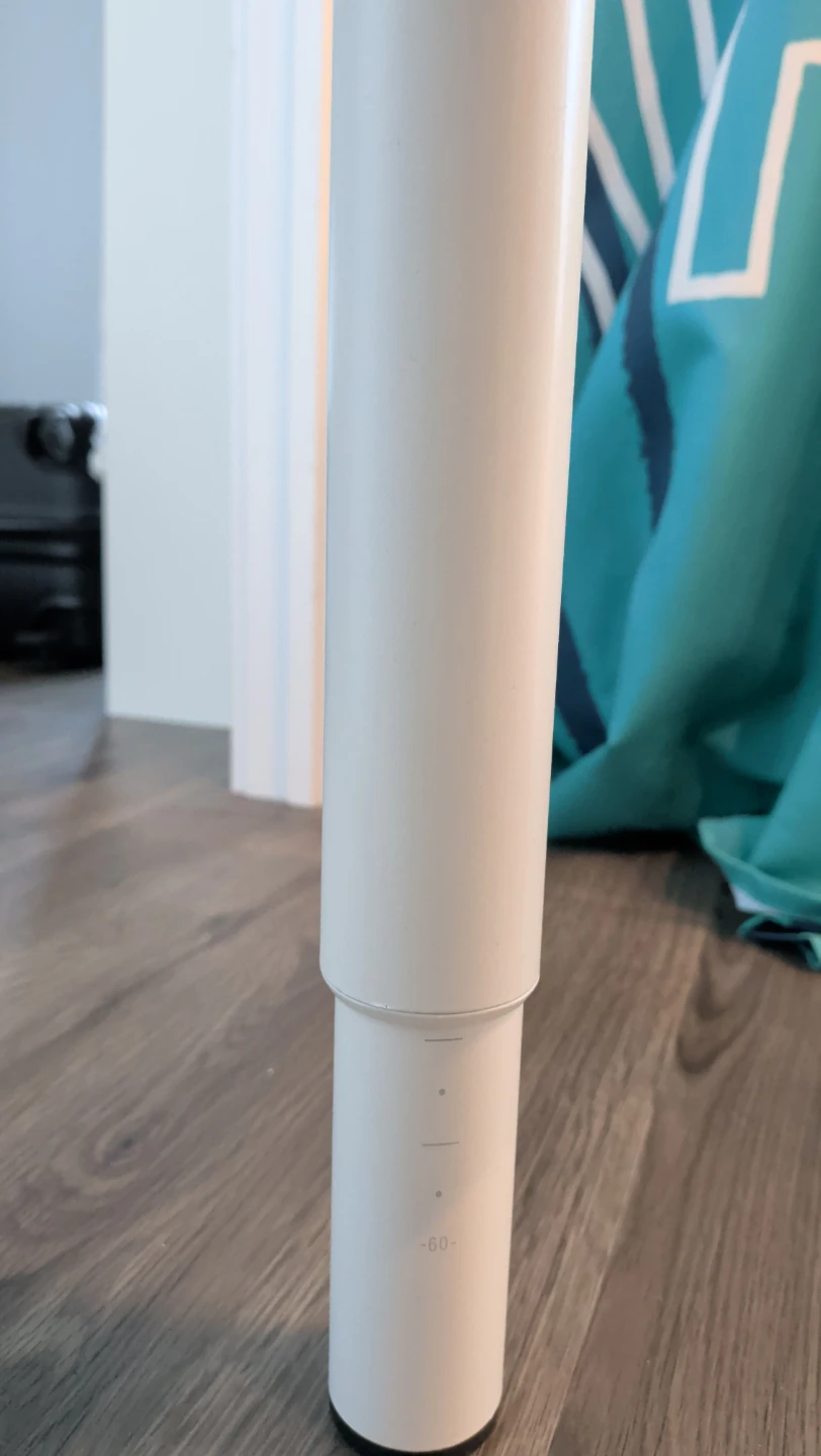 Ikea table with adjustable legs - photo 3