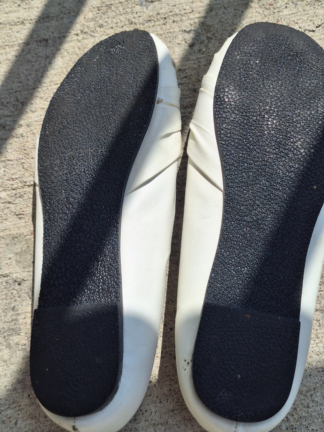 Urban Heritage Women's White Ballet Flats - photo 3