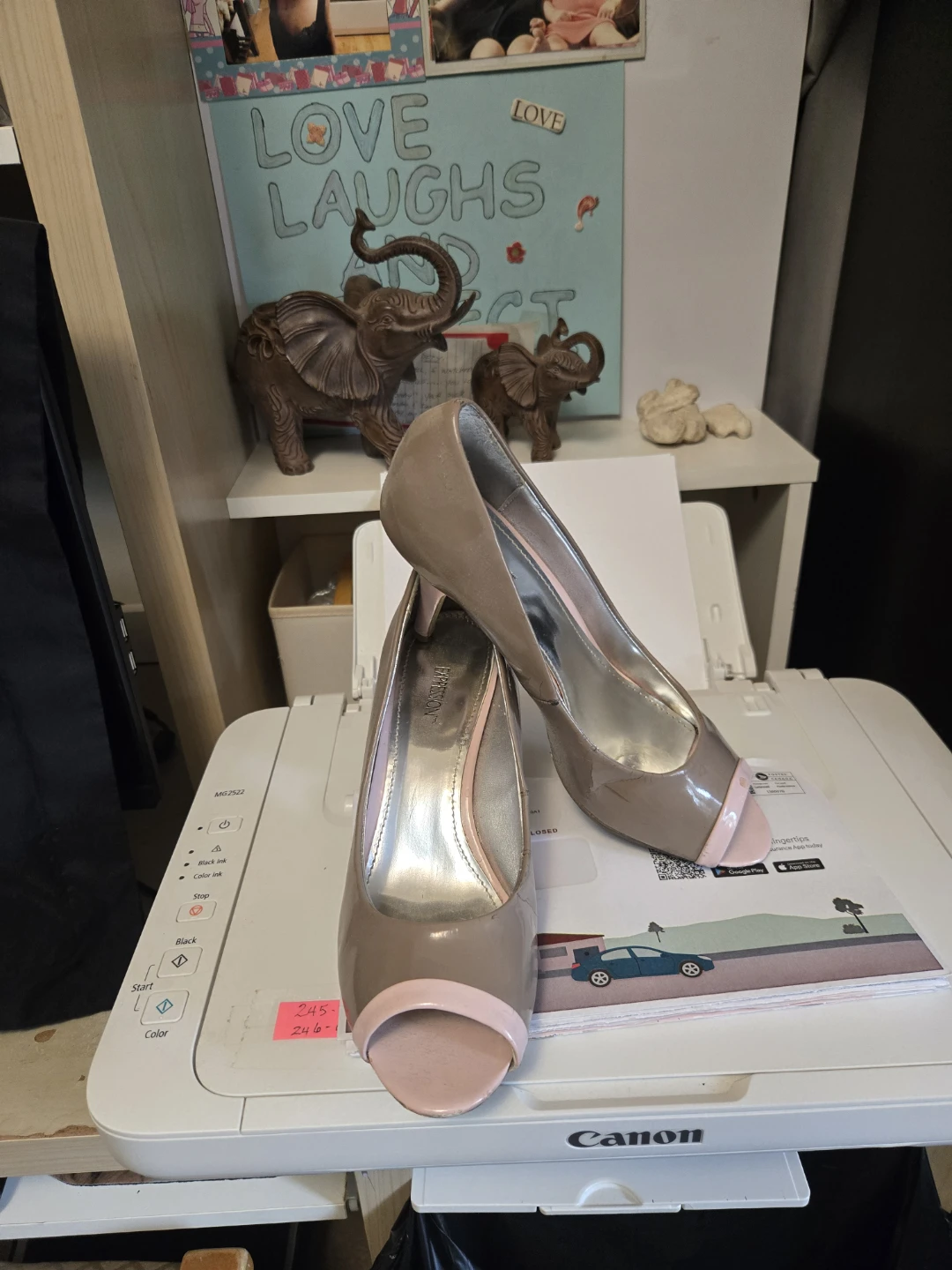 Women's size 8 shoes