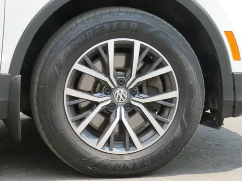 2020 Volkswagen Tiguan Comfortline 7 Seater Panoramic - photo 5