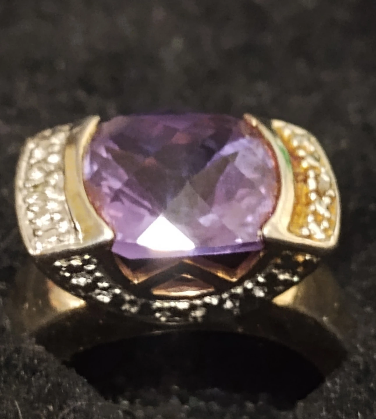 Vintage oval Amethyst sterling silver ring