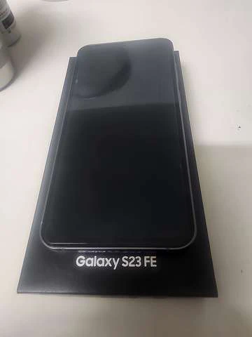Samsung S23FE - photo 2