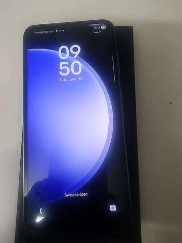 Samsung S23FE - photo 3