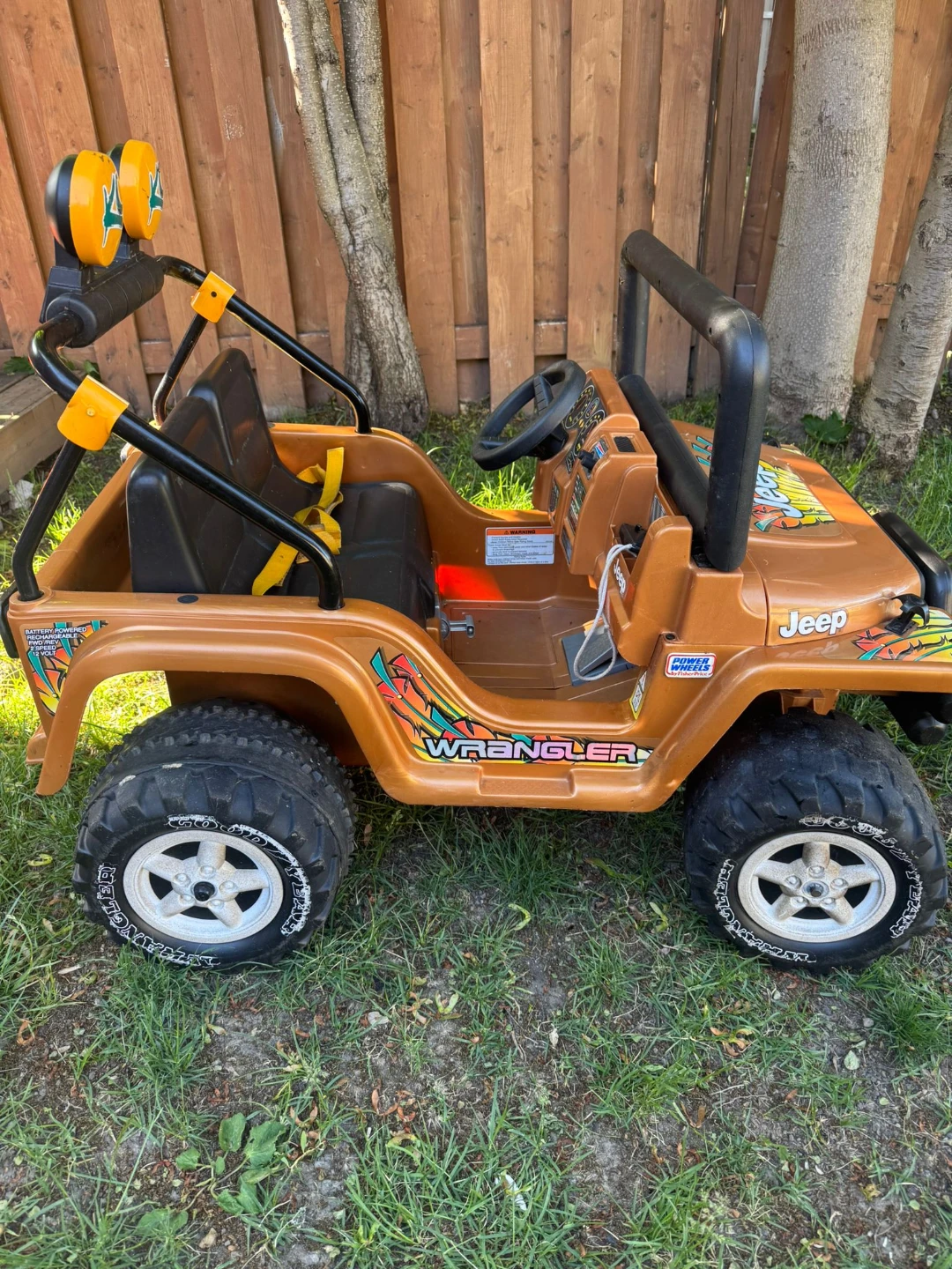 Jeep Wrangler 4x4 Ride-On Toy - photo 3