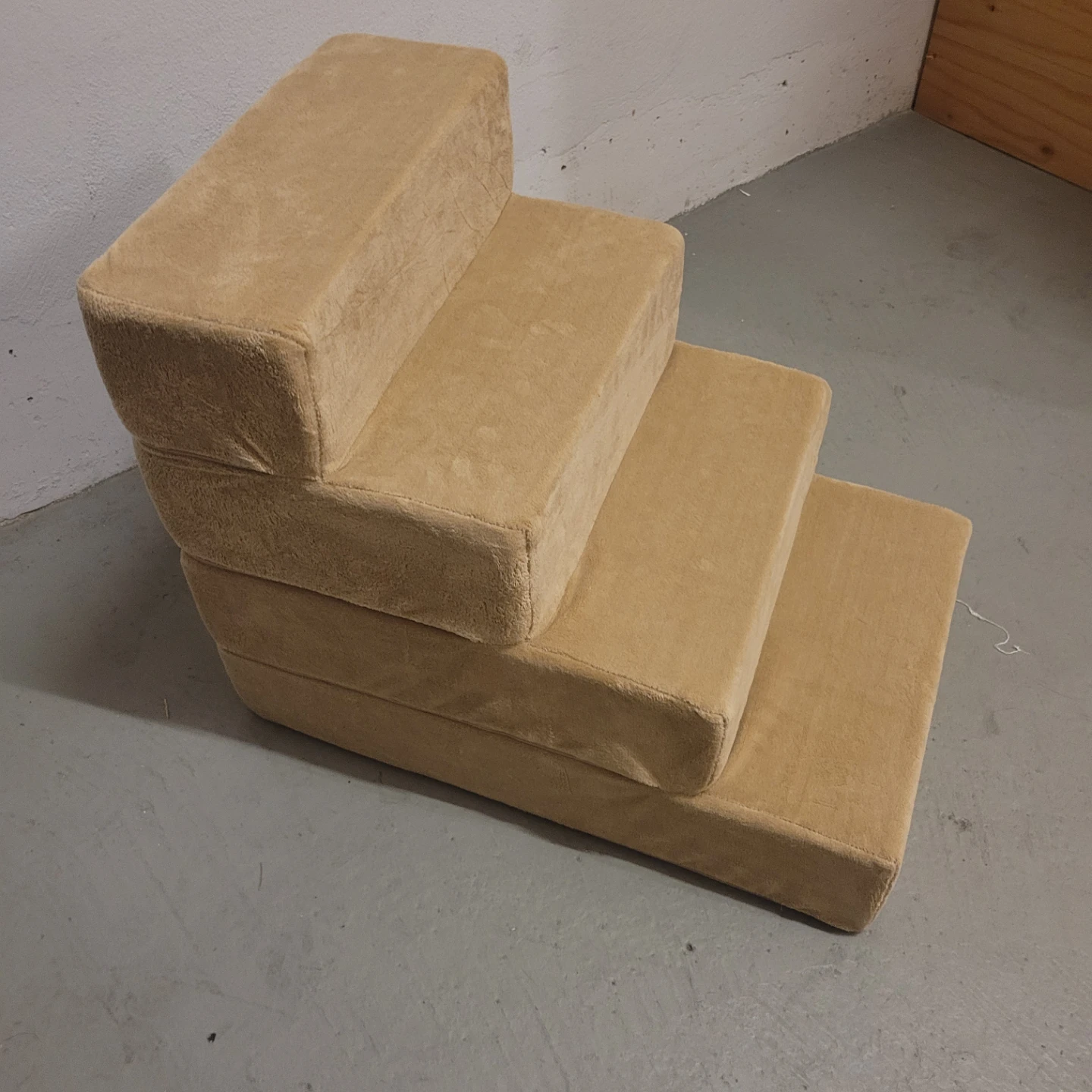 FOAM PET STAIRS - photo 2