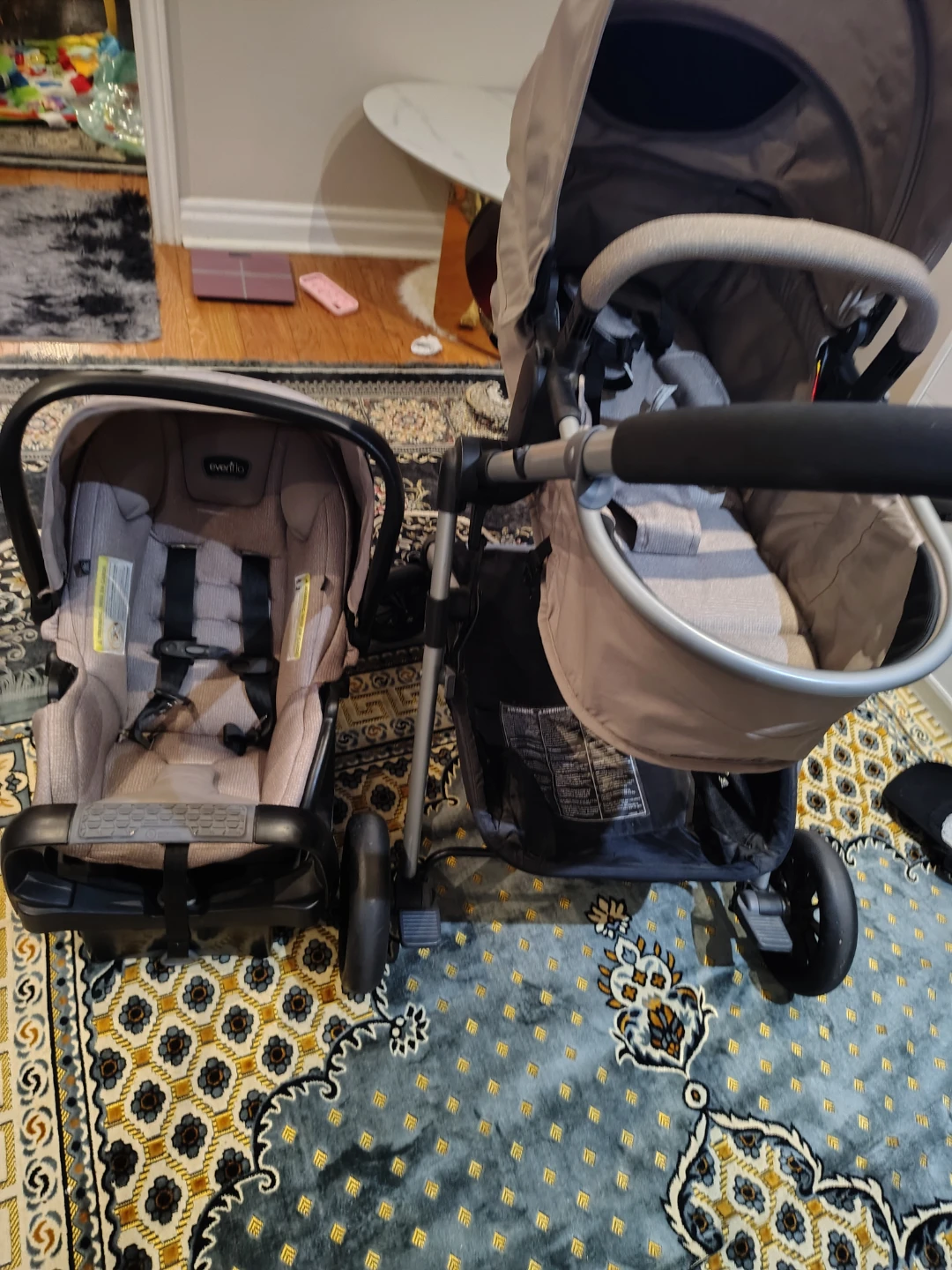 Evenflo Stroller and Car Seat Combo - photo 3