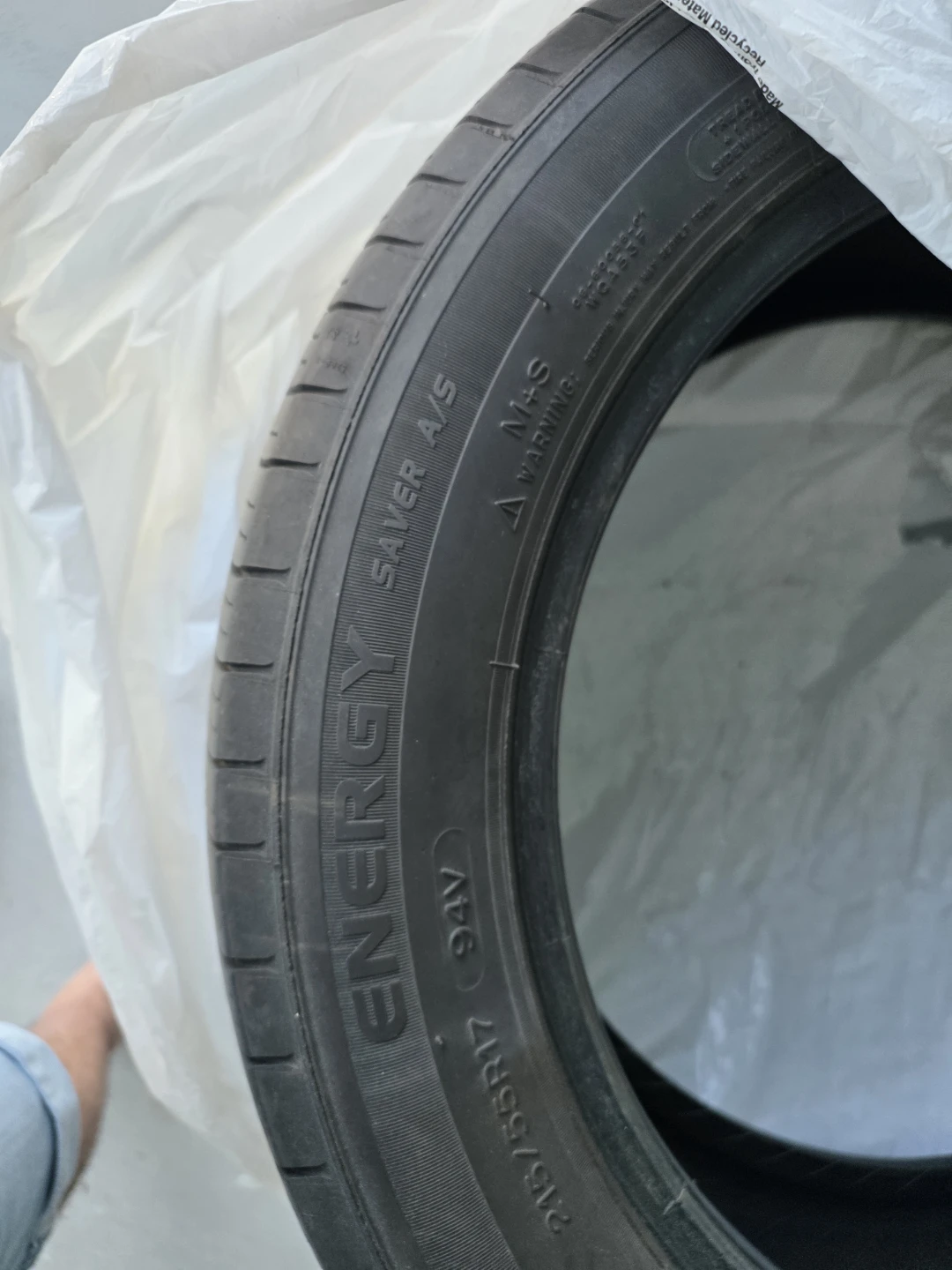 Michelin Energy Saver Radial Tire - photo 2