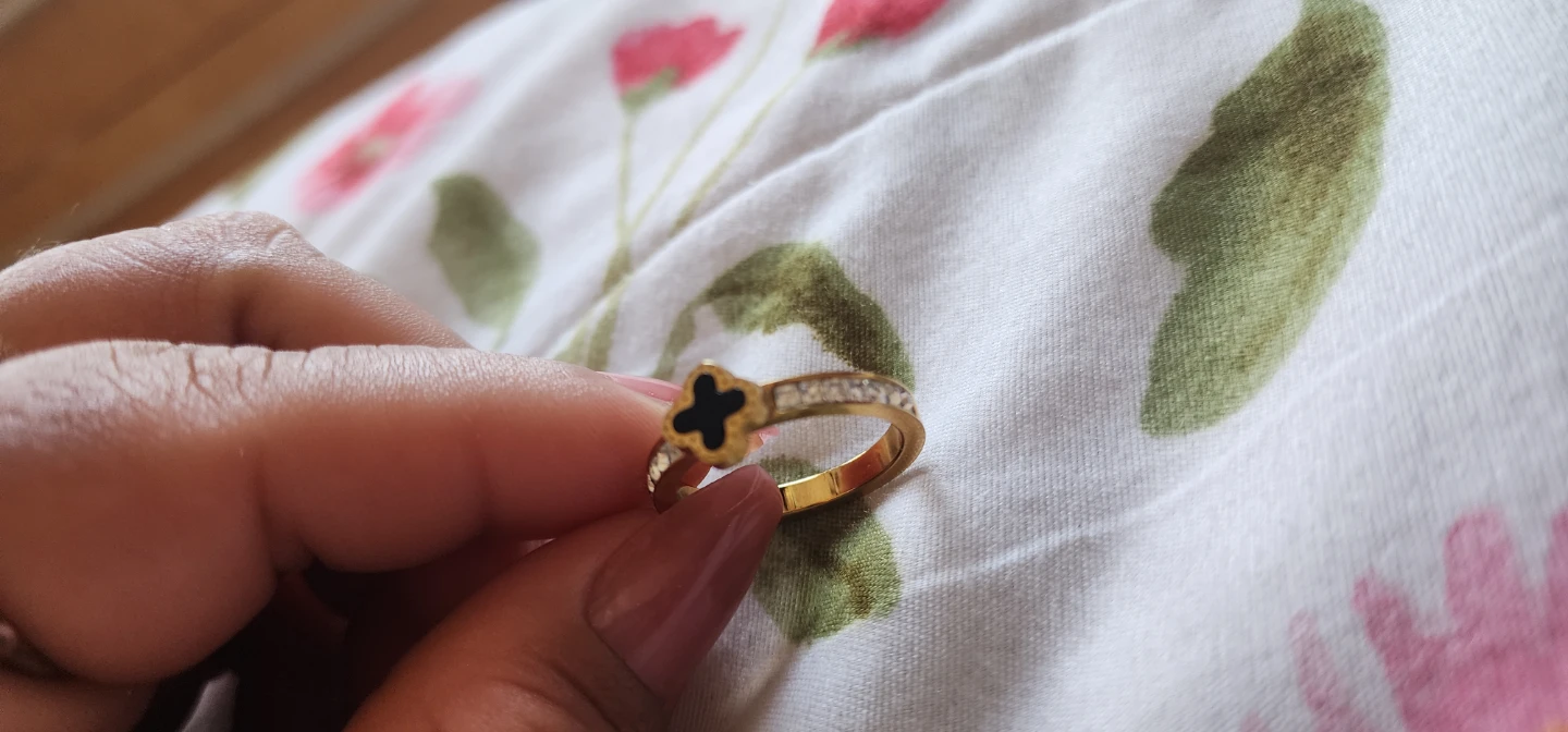Gold platted Clover Ring with Rhinestones - photo 4