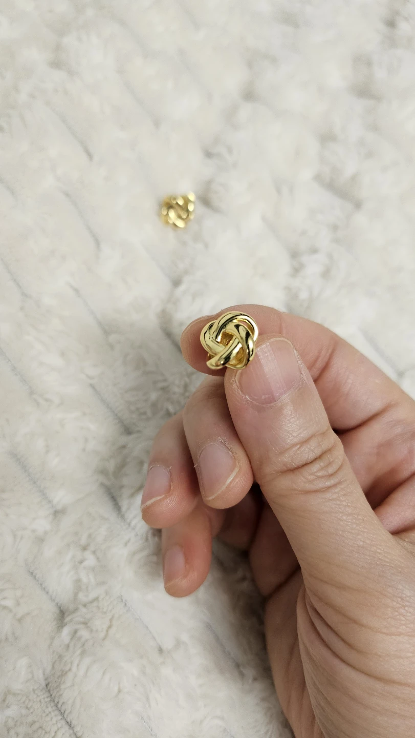 Gold-Plated knot stud earrings fashion jewelry