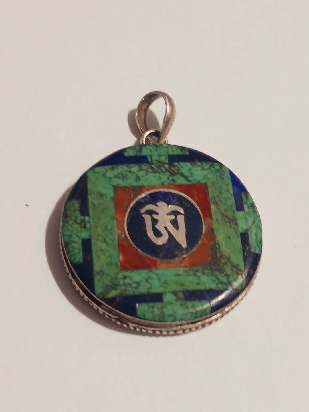 Sterling Silver 925 Tibetan 🕉 Stone Inlaid Pendant - photo 2