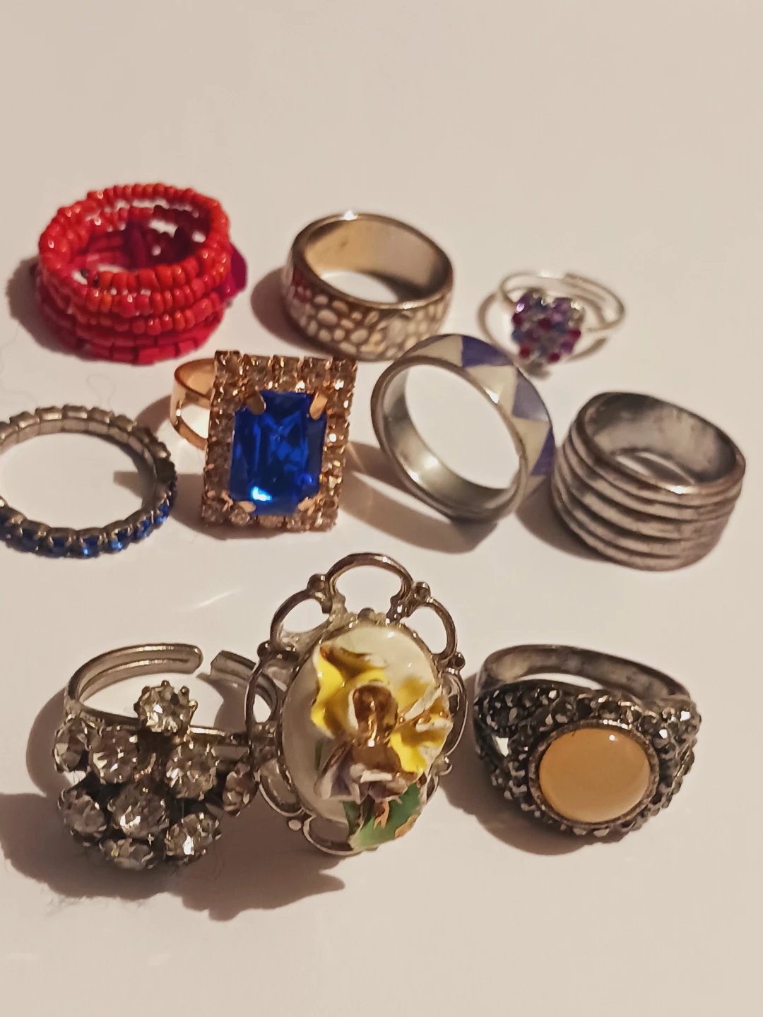 Lot of 10 assorted costume jewelry rings - photo 3