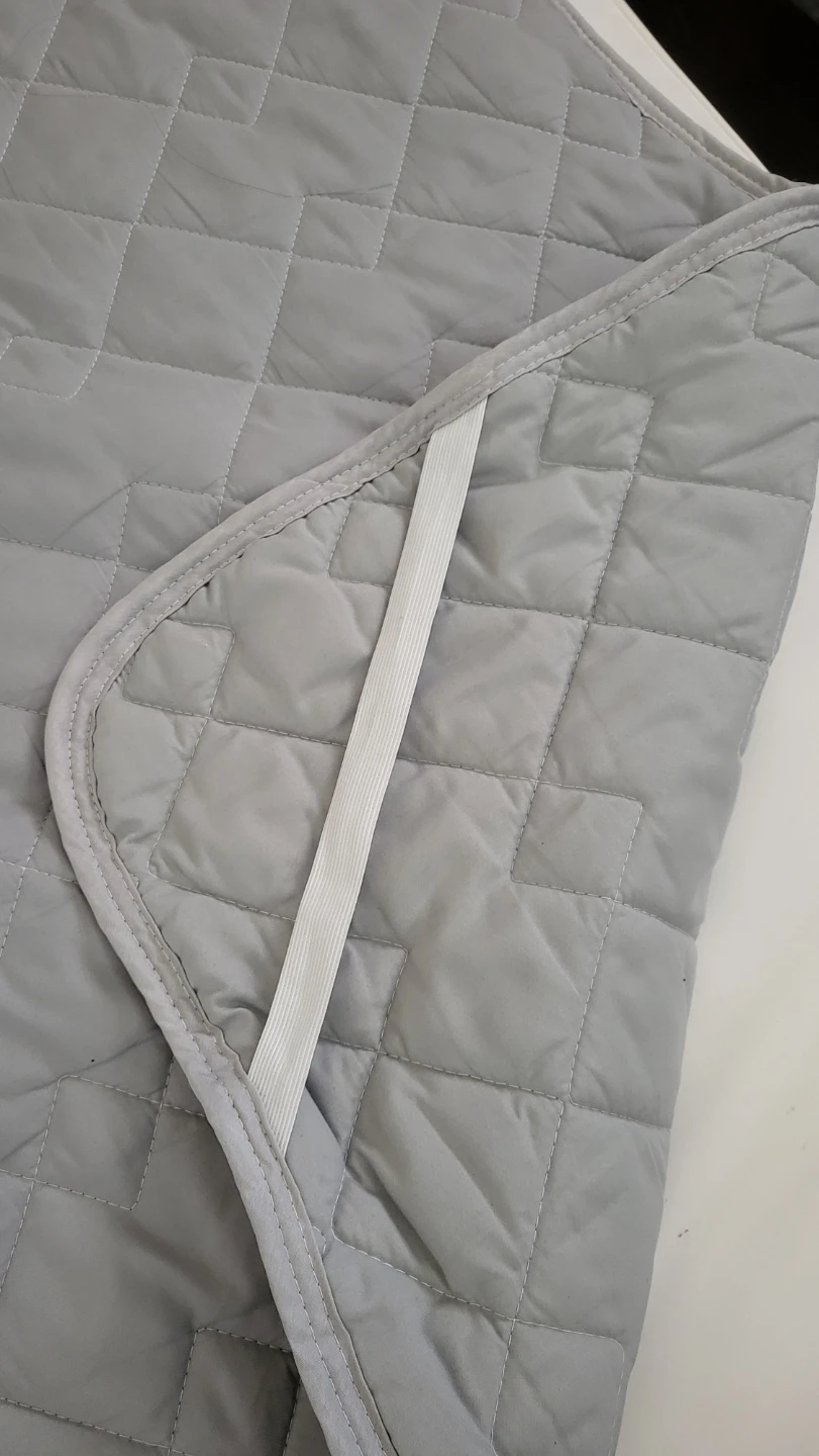 Grey Quilted Bed Pad twin size - photo 2