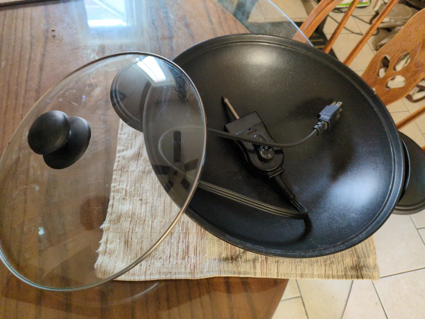 Rival Electric Skillet with Glass Lid