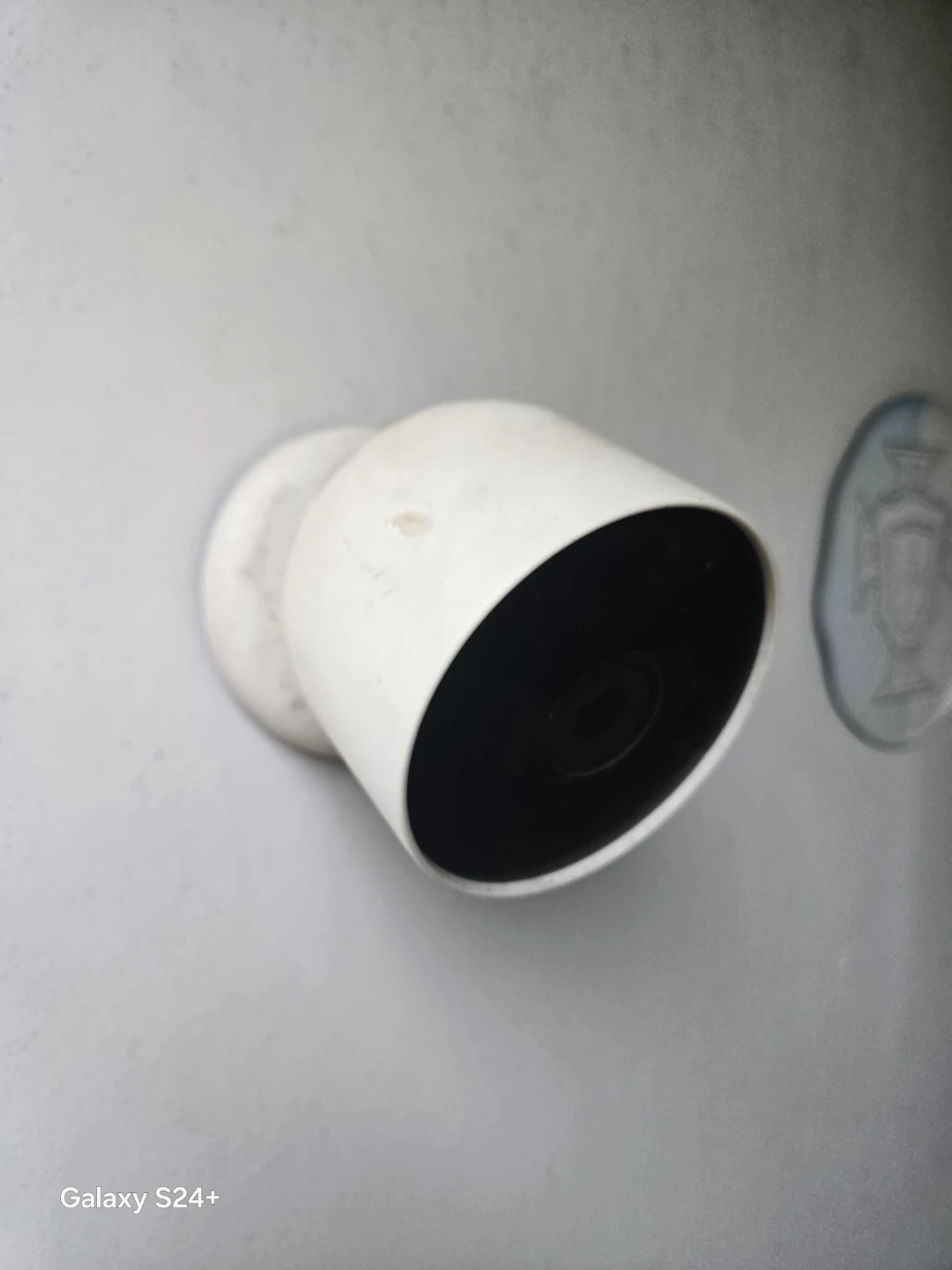Google Nest Cam Outdoor Security Camera - photo 2